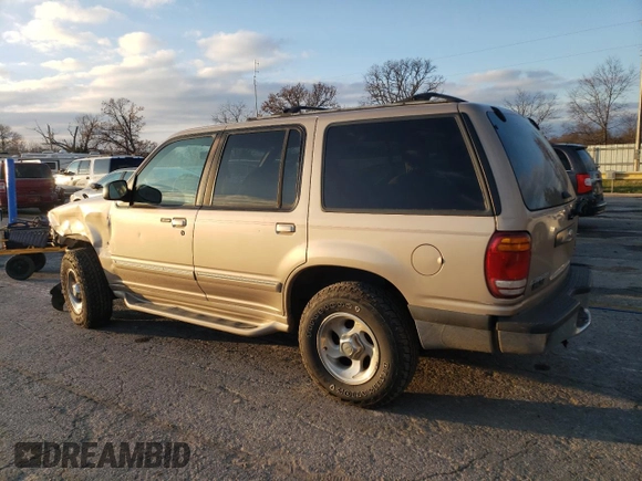 1998 Ford Explorer XLT с VIN 1FMZU35P7WZC25602, выставлен на аукционе Copart как лот 81112304 с пробегом 99 614 миль миль и Списание • Salvage title. История ставок и продаж доступна на DreamBid. Изображение 2.