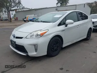 2015 Toyota Prius Four with VIN JTDKN3DU7F0426088, listed as a IAAI auction lot 42157924 with 109,746 mi miles and . Bid and sale history available at DreamBid. Image 2.