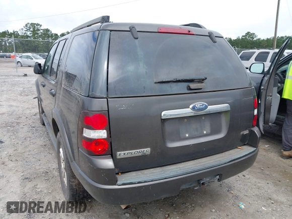 2007 Ford Explorer XLT with VIN 1FMEU63E37UA69638, listed as a IAAI auction lot 42458963 with 235,912 mi miles and . Bid and sale history available at DreamBid. Image 6.