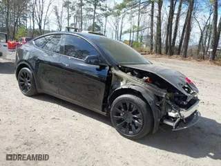2023 Tesla Model Y Long Range with VIN 7SAYGDEE3PA193363, listed as a IAAI auction lot 41755858 with 21,576 mi miles. Bid and sale history available at carsss.com. Image 1.