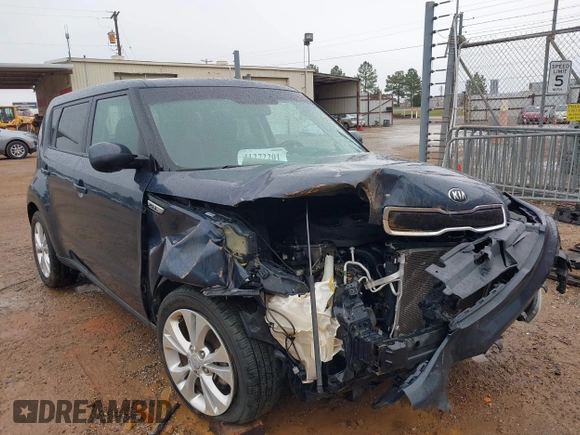 2015 Kia Soul + with VIN KNDJP3A51F7170590, listed as a IAAI auction lot 41272201 with 78,240 mi miles. Bid and sale history available at carsss.com. Image 6.