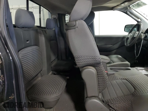 2010 Nissan Frontier SE z VIN 1N6AD0CW7AC440318, wystawiony jako Copart lot #55066575 z przebiegiem 71 851 mil mil oraz Szkoda całkowita • Salvage title. Historia ofert i sprzedaży dostępna na DreamBid. Obrazek 10.
