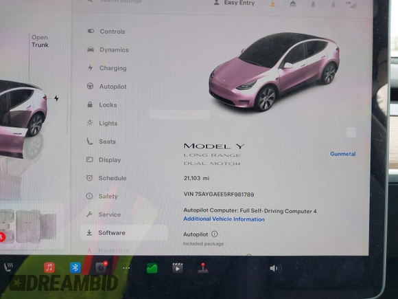 2024 Tesla Model Y Long Range with VIN 7SAYGAEE5RF981789, listed as a IAAI auction lot 41991292 with 21,103 mi miles. Bid and sale history available at carsss.com. Image 7.