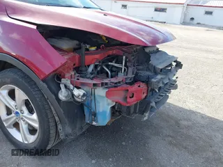 2013 Ford Escape SE z VIN 1FMCU9GXXDUC32561, wystawiony jako IAAI lot #41797455 z przebiegiem 134 934 mil mil oraz . Historia ofert i sprzedaży dostępna na DreamBid. Obrazek 16.
