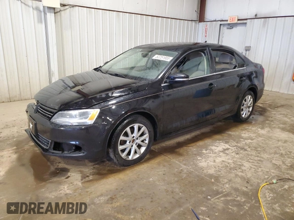 2014 Volkswagen Jetta SE with VIN 3VWD17AJ6EM387167, listed as a Copart auction lot 52251955 with 150,441 mi miles and Salvage title. Bid and sale history available at DreamBid. Image 1.