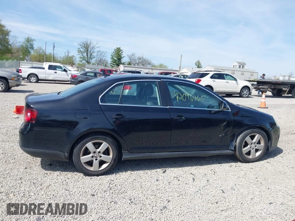 2009 Volkswagen Jetta Sedan SE with VIN 3VWRM71K79M131020, listed as a IAAI auction lot 42096465 with 316,631 mi miles. Bid and sale history available at carsss.com. Image 13.