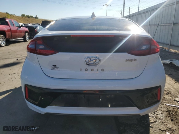 2019 Hyundai Ioniq Plug-In Hybrid with VIN KMHC65LD0KU181258, listed as a Copart auction lot 74049004 with 0 mi miles and Salvage Title. Bid and sale history available at carsss.com. Image 6.