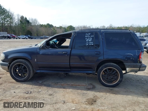 2000 Ford Explorer XLT with VIN 1FMZU63E1YZB81246, listed as a IAAI auction lot 41341700 with 241,373 mi miles and . Bid and sale history available at DreamBid. Image 13.