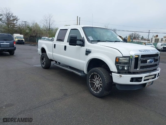 2008 Ford Super Duty F-250 SRW XL with VIN 1FTSW21598ED38993, listed as a IAAI auction lot 42038253 with 137,189 mi miles. Bid and sale history available at carsss.com. Image 1.