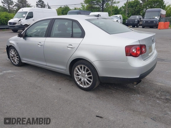 2008 Volkswagen Jetta Wolfsburg Edition с VIN 3VWRJ71K98M154838, выставлен на аукционе IAAI как лот 42005489 с пробегом 199 298 миль миль и . История ставок и продаж доступна на DreamBid. Изображение 3.