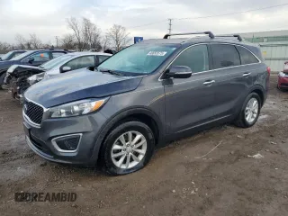 2017 Kia Sorento LX with VIN 5XYPG4A3XHG206927, listed as a Copart auction lot 46653575 with 102,423 mi miles and Salvage Title. Bid and sale history available at carsss.com. Image 1.