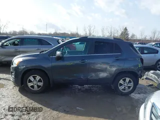2016 Chevrolet Trax LT with VIN 3GNCJLSB2GL223395, listed as a IAAI auction lot 41697994 with 117,487 mi miles. Bid and sale history available at carsss.com. Image 15.