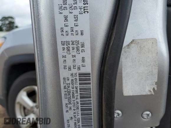 2019 Jeep Compass Altitude z VIN 3C4NJCBBXKT652245, wystawiony jako Copart lot #54715085 z przebiegiem 137 321 mil mil oraz Szkoda całkowita • Salvage title. Historia ofert i sprzedaży dostępna na DreamBid. Obrazek 13.