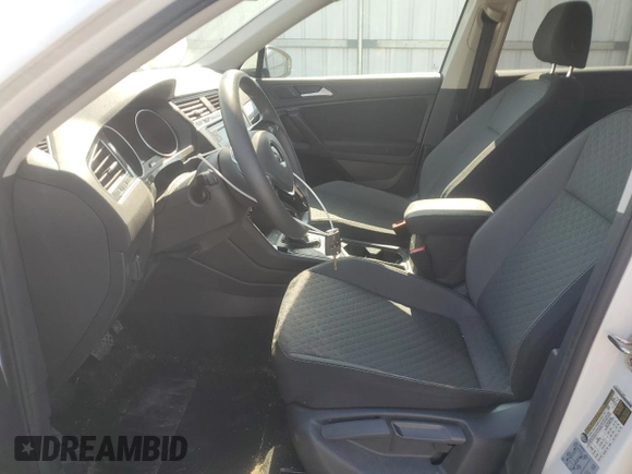 2021 Volkswagen Tiguan S with VIN 3VV1B7AX5MM031994, listed as a Copart auction lot 55471875 with 105,268 mi miles and Clean Title. Bid and sale history available at DreamBid. Image 7.