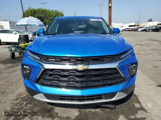 2025 Chevrolet Blazer LT with VIN 3GNKBCR49SS159175, listed as a Copart auction lot 53922545 with 4,426 mi miles and Clean Title. Bid and sale history available at carsss.com. Image 5.