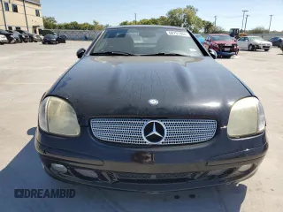 2004 Mercedes-Benz SLK-Class with VIN WDBKK65F24F306069, listed as a Copart auction lot 68791864 with 99,835 mi miles and Salvage Title. Bid and sale history available at carsss.com. Image 5.