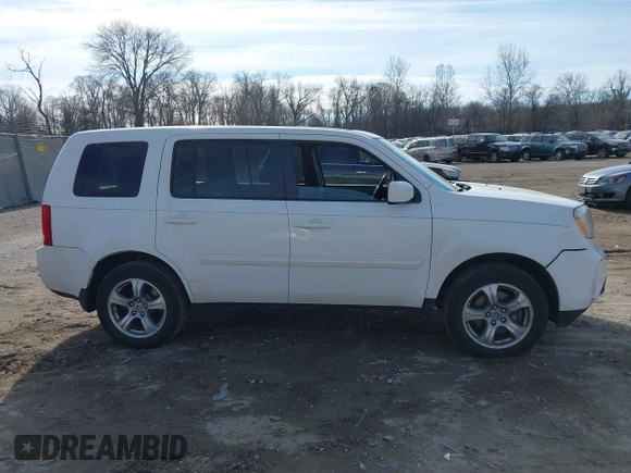 2014 Honda Pilot EX-L with VIN 5FNYF3H59EB003409, listed as a IAAI auction lot 41666126 with 170,658 mi miles. Bid and sale history available at carsss.com. Image 13.
