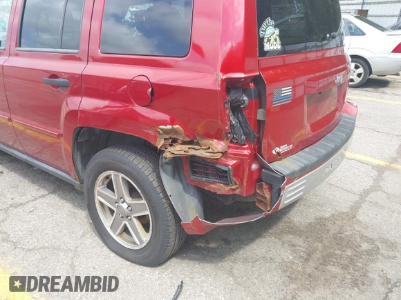 2007 Jeep Patriot Limited with VIN 1J8FF48W47D299898, listed as a IAAI auction lot 42682590 with 150,753 mi miles and . Bid and sale history available at DreamBid. Image 6.