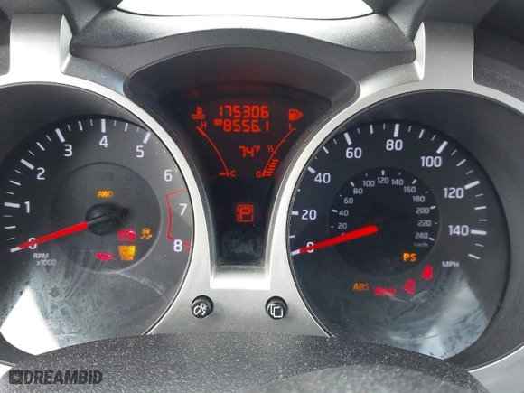 2014 Nissan Juke SL with VIN JN8AF5MV6ET362091, listed as a IAAI auction lot 41904311 with 175,306 mi miles. Bid and sale history available at carsss.com. Image 7.