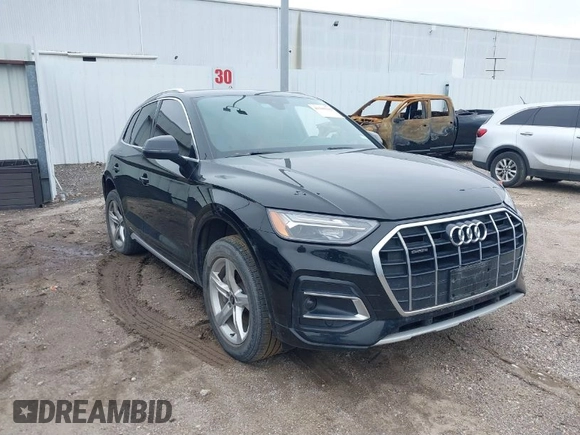 2021 Audi Q5 Premium with VIN WA1AAAFY4M2115693, listed as a IAAI auction lot 41585243 with 67,049 mi miles. Bid and sale history available at carsss.com. Image 1.