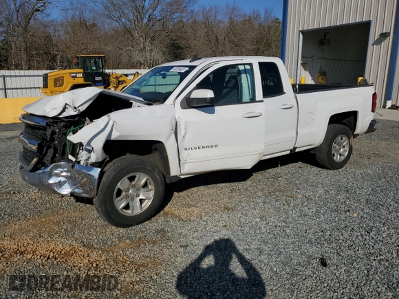 2018 Chevrolet Silverado 1500 LT with VIN 1GCRCREH7JZ194637, listed as a Copart auction lot 44399435 with 111,928 mi miles and Salvage Title. Bid and sale history available at DreamBid. Image 1.