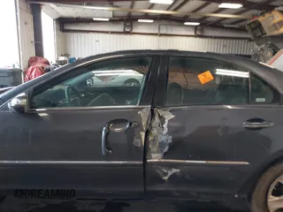 2008 Acura RL Technology with VIN JH4KB16658C000170, listed as a IAAI auction lot 42045039 with Not Provided miles and . Bid and sale history available at DreamBid. Image 14.