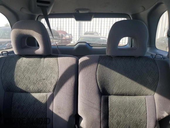 2003 Toyota RAV4 with VIN JTEGH20V030101635, listed as a Copart auction lot 42899475 with 178,967 mi miles and Clean Title. Bid and sale history available at carsss.com. Image 10.
