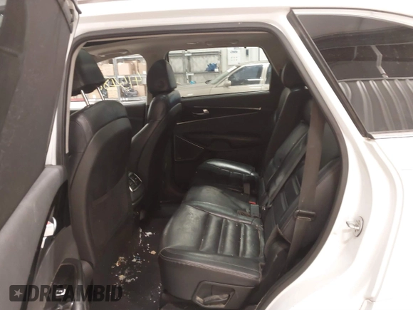2018 Kia Sorento SX with VIN 5XYPKDA58JG414522, listed as a IAAI auction lot 41548855 with 157,725 mi miles and . Bid and sale history available at carsss.com. Image 8.