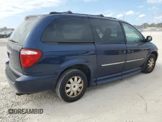 2006 Chrysler Town & Country LWB Touring with VIN 2A4GP54L26R617341, listed as a Copart auction lot 45731345 with 67,086 mi miles and Clean Title. Bid and sale history available at carsss.com. Image 3.