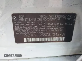 2008 BMW 3 Series 328xi с VIN WBAVC93578K042901, выставлен на аукционе IAAI как лот 42414519 с пробегом 157 959 миль миль и . История ставок и продаж доступна на DreamBid. Изображение 9.