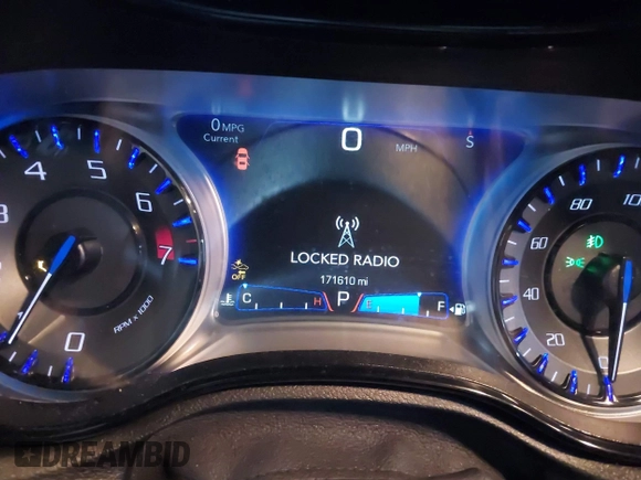 2018 Chrysler 300 S с VIN 2C3CCAGG5JH302401, выставлен на аукционе IAAI как лот 41493239 с пробегом 171 610 миль миль и . История ставок и продаж доступна на DreamBid. Изображение 7.
