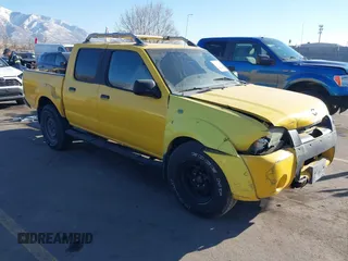 2001 Nissan Frontier XE z VIN 1N6ED27TX1C311714, wystawiony jako IAAI lot #41451056 z przebiegiem 175 245 mil mil oraz . Historia ofert i sprzedaży dostępna na DreamBid. Obrazek 1.