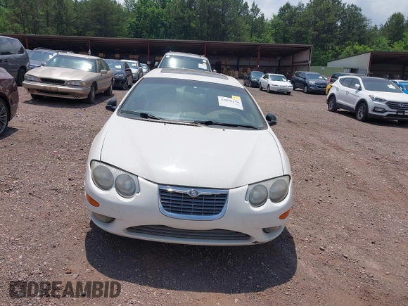 2002 Chrysler 300M M z VIN 2C3AE66G92H132139, wystawiony jako IAAI lot #42059478 z przebiegiem 104 556 mil mil oraz . Historia ofert i sprzedaży dostępna na DreamBid. Obrazek 6.