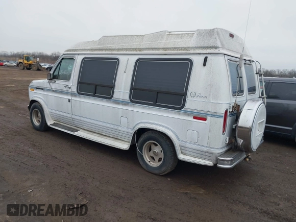 1991 Ford Econoline Cargo with VIN 1FDEE14H6MHA05266, listed as a IAAI auction lot 41538798 with 133,537 mi miles and . Bid and sale history available at DreamBid. Image 3.