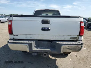 2015 Ford F-250 XLT z VIN 1FTBF2B6XFEA80102, wystawiony jako Copart lot #65196695 z przebiegiem Nie podano mil oraz Szkoda całkowita • Salvage title. Historia ofert i sprzedaży dostępna na DreamBid. Obrazek 6.