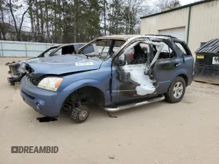 2005 Kia Sorento LX with VIN KNDJD733755421229, listed as a Copart auction lot 82718714 with 0 mi miles and Salvage Title. Bid and sale history available at carsss.com. Image 1.