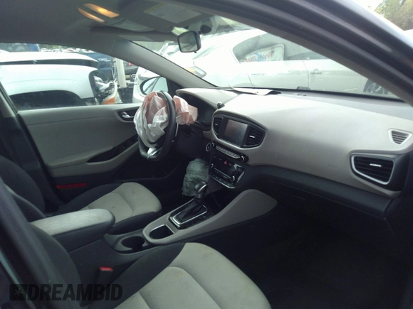 2018 Hyundai Ioniq SEL z VIN KMHC75LC9JU087317, wystawiony jako IAAI lot #32875658 z przebiegiem 85 623 mil mil oraz . Historia ofert i sprzedaży dostępna na DreamBid. Obrazek 5.