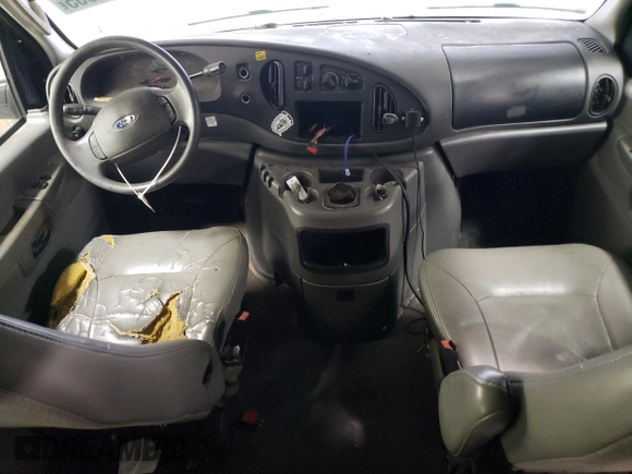 2003 Ford Econoline Passenger XL с VIN 1FBSS31L03HA96493, выставлен на аукционе Copart как лот 43443355 с пробегом 196 245 миль миль и Списание • Salvage title. История ставок и продаж доступна на DreamBid. Изображение 8.
