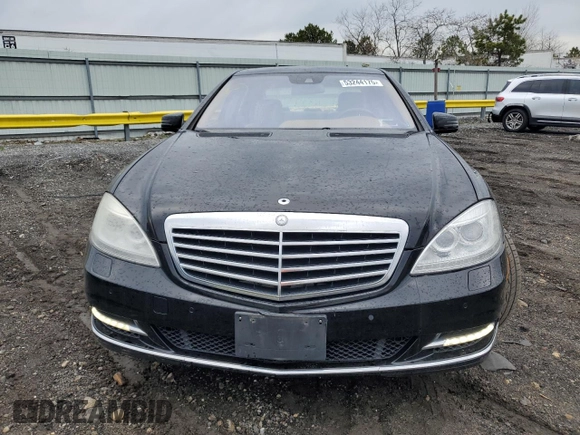 2012 Mercedes-Benz S 550 z VIN WDDNG9EB9CA450556, wystawiony jako Copart lot #53244175 z przebiegiem 120 283 mil mil oraz Szkoda całkowita • Salvage title. Historia ofert i sprzedaży dostępna na DreamBid. Obrazek 5.