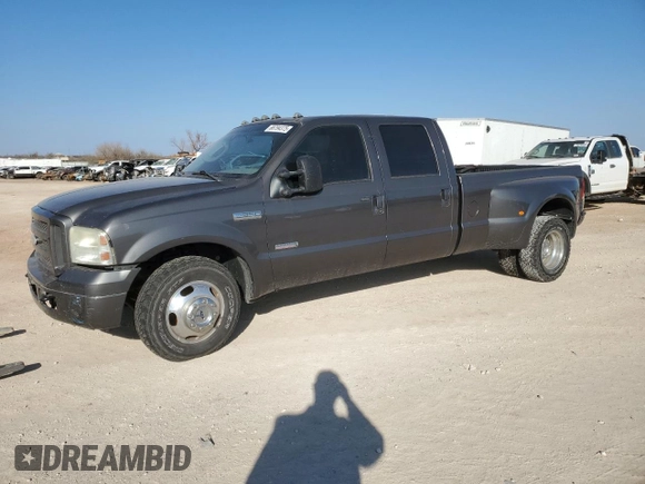 2005 Ford F-350 XL с VIN 1FTWW32P05EB47353, выставлен на аукционе Copart как лот 88794375 с пробегом 234 984 миль миль и Списание • Salvage title. История ставок и продаж доступна на DreamBid. Изображение 1.