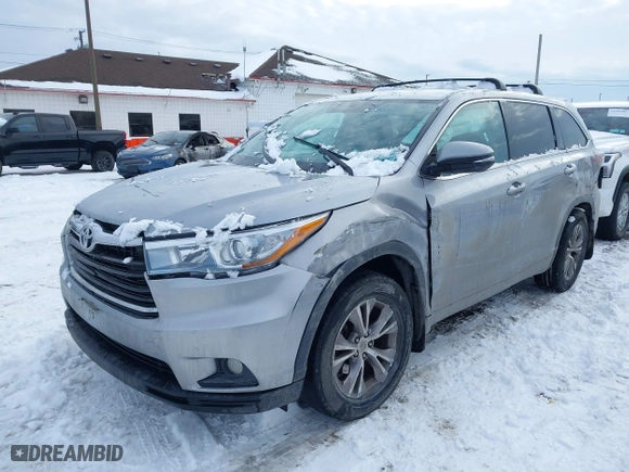 2015 Toyota Highlander LE with VIN 5TDBKRFH7FS153176, listed as a IAAI auction lot 41356261 with 119,502 mi miles. Bid and sale history available at carsss.com. Image 19.