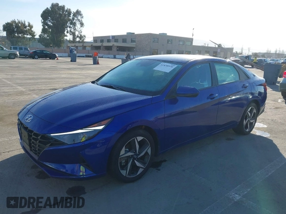 2023 Hyundai Elantra SEL z VIN KMHLS4AG4PU483002, wystawiony jako IAAI lot #41838930 z przebiegiem 7 501 mil mil oraz . Historia ofert i sprzedaży dostępna na DreamBid. Obrazek 6.