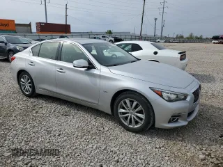 2016 Infiniti Q50 Premium with VIN JN1CV7AR2GM252066, listed as a Copart auction lot 53565405 with 163,870 mi miles and Salvage Title. Bid and sale history available at DreamBid. Image 4.