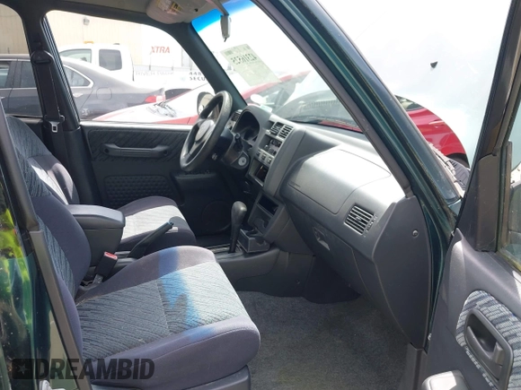 2000 Toyota RAV4 z VIN JT3GP10V0Y7077311, wystawiony jako IAAI lot #42316525 z przebiegiem 299 397 mil mil oraz . Historia ofert i sprzedaży dostępna na DreamBid. Obrazek 5.