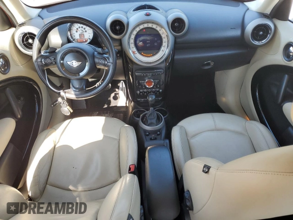 2011 MINI Countryman S with VIN WMWZC5C57BWL53612, listed as a Copart auction lot 52101125 with 120,723 mi miles and Clean Title. Bid and sale history available at DreamBid. Image 8.