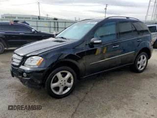 2006 Mercedes-Benz M 500 z VIN 4JGBB75E26A064183, wystawiony jako Copart lot #57602435 z przebiegiem 166 245 mil mil oraz Szkoda całkowita • Salvage title. Historia ofert i sprzedaży dostępna na DreamBid. Obrazek 1.