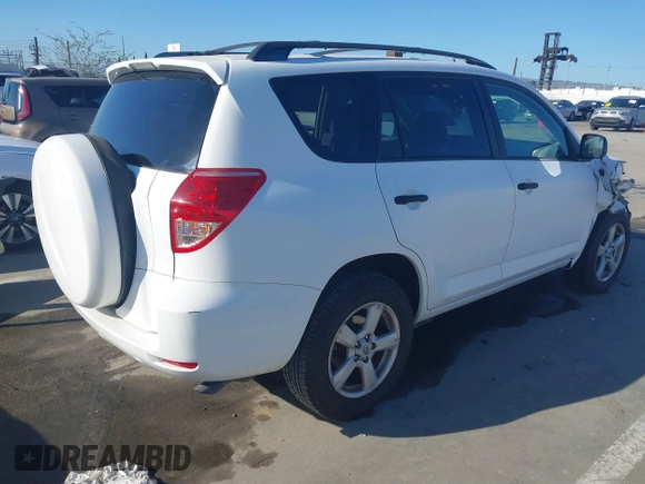2007 Toyota RAV4 with VIN JTMZK33V275007345, listed as a IAAI auction lot 41818595 with 170,070 mi miles. Bid and sale history available at carsss.com. Image 4.