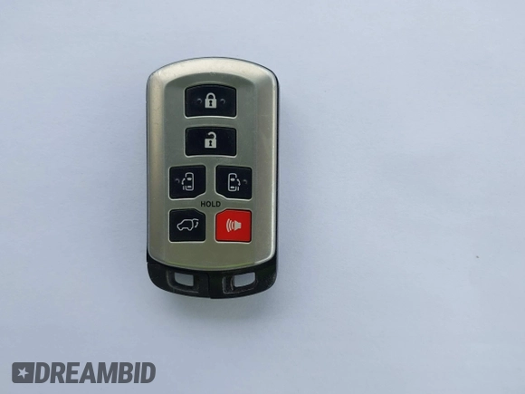 2018 Toyota Sienna XLE with VIN 5TDDZ3DC6JS199051, listed as a IAAI auction lot 41945587 with 58,818 mi miles and . Bid and sale history available at DreamBid. Image 11.