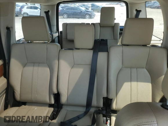2010 Land Rover LR4 HSE z VIN SALAM2D49AA513852, wystawiony jako Copart lot #71474114 z przebiegiem 162 060 mil mil oraz Czysty tytuł • Clean title. Historia ofert i sprzedaży dostępna na DreamBid. Obrazek 10.