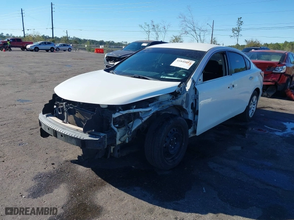 2015 Nissan Altima 2.5 with VIN 1N4AL3AP5FN879361, listed as a IAAI auction lot 41840092 with 205,415 mi miles. Bid and sale history available at carsss.com. Image 2.